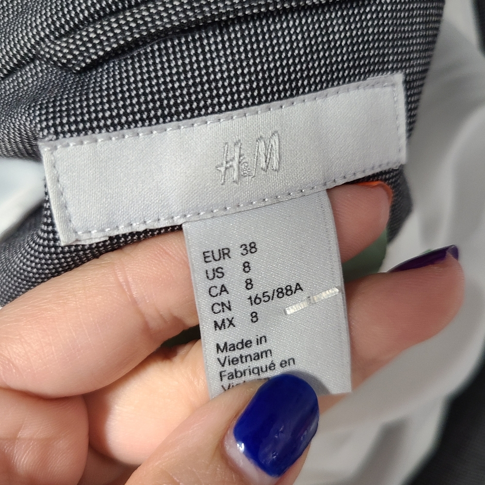 NWOT H&M blazer - Picture 2 of 6